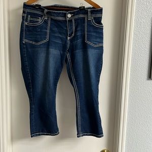 Maurice’s capri jeans